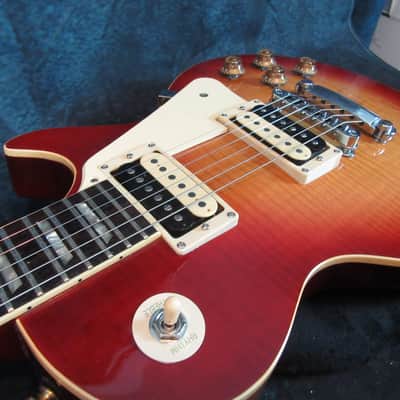 Vintage Electra Omega X-220 1970s - Cherry Sunburst (Mod/Rpr) image 2