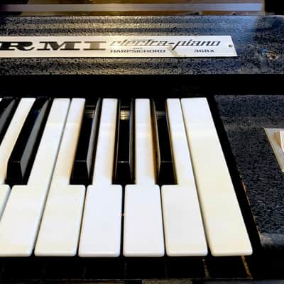 RMI Electra-Piano 368x image 8