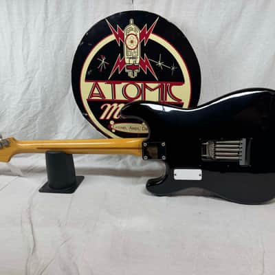 Fender ST-57 ST57 Stratocaster Guitar with Custom-ordered preamp - MIJ Made In Japan 1993 - 1994 - Black / Maple neck image 7