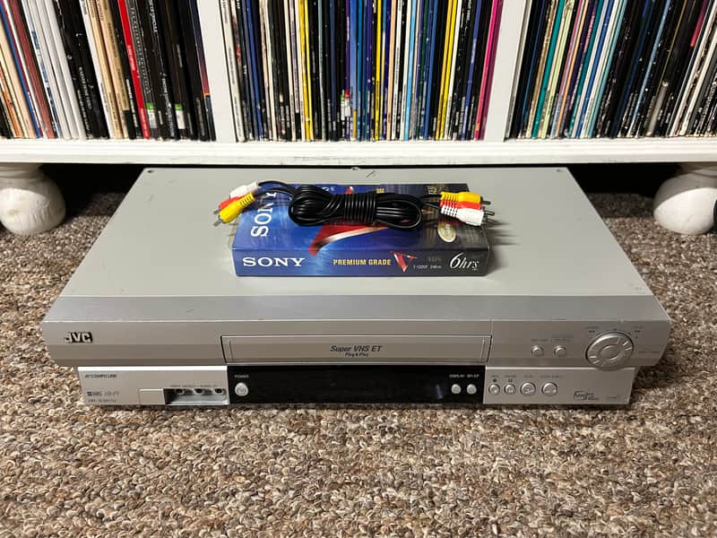 JVC HR-S3911U Super VHS ET VHS/S-VHS VCR Player Recorder w/ Cables TESTED ✅ image 1