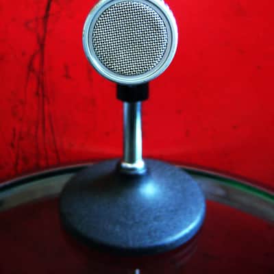 Vintage 1980's Shure BETA 57 Supercardioid Dynamic Microphone Low Z w accessories SM57 Guns & Roses image 8