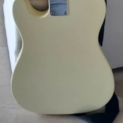 Squier Telecaster 1992-1994 - White image 3