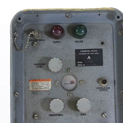 Unknown British Army Amplifier 105-230v image 2