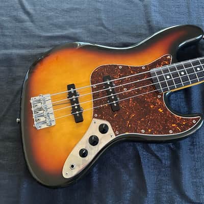 Fender 1986 Fender Sunburst MIJ (Fujigen) Jazz Bass ‘62 Vintage Reissue JB62-60 1986 - Sunburst image 1
