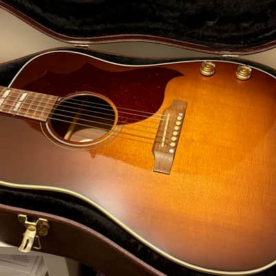 Gibson Montana Hummingbird Studio 2019 - Walnut Burst image 20