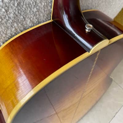 Gibson J-200 1969 - Cherry Sunburst image 19
