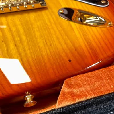 Fender American Custom Stratocaster NOS, Ebony Fingerboard, Sienna Sunburst 2026 image 12