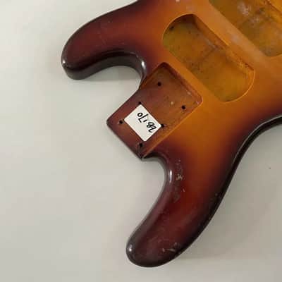 Sunburst MM Style Bass Basswood Body with Tiger Maple Top image 4