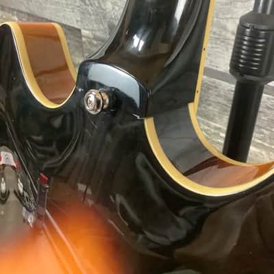 Washburn HB-30 Semi-Hollow Electric Guitar Sunburst image 9