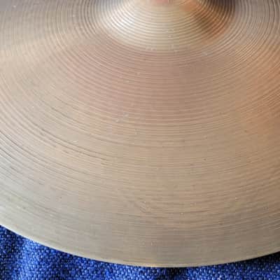 Vintage Sabian AA Series 20 Inch Heavy Ride Cymbal - 2.7 kilos of Golden Tone ! image 4