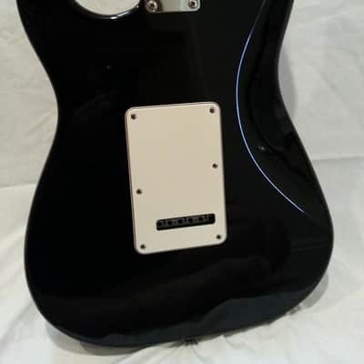 1993 Fender Stratocaster, Black Body with White Pickguard, Maple Neck image 4