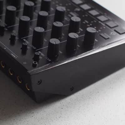 Korg Drumlogue Hybrid Drum Machine - Mint Condition - Free EU Shipping image 3