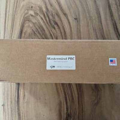 RJM Mastermind PBC 10-Loop Switcher - Black image 9