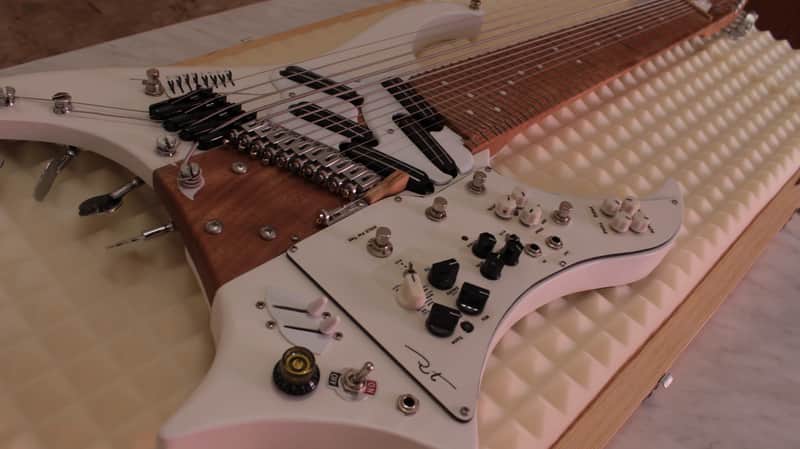 Crazyest Guitar 2021 - 15-Strings - 5 Built in Effects - Harp Bass - Pit Guitars image 1