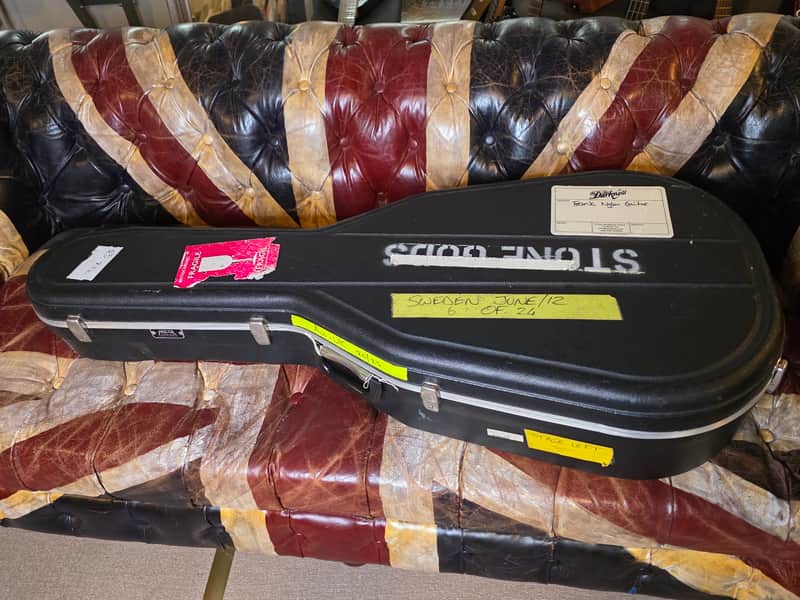 Gibson SJ-200 Artist Owned by THE DARKNESS Studio & Stage Played! Albums & Music Videos since Permission To Land! Custom Fishman Pickup SJ200 Dan & Justin Hawkins Acoustic Guitar