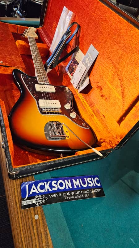 Fender American Vintage '65 Jazzmaster 2016 - 3-Color Sunburst