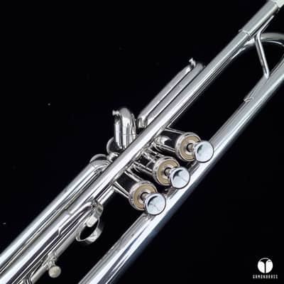 Beautiful Getzen Eterna Severinsen Model trumpet case mouthpiece gamonbrass image 15