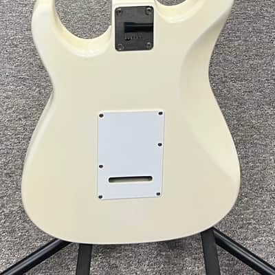 Peavey Raptor-1 Electric Guitar image 7