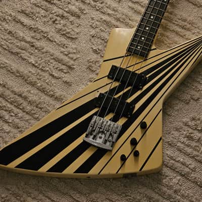 Gibson Explorer Bass "Designer Series" 1985 with Original Hardcase image 2