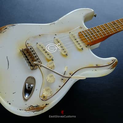 Fender Stratocaster Artist Series Jimi Hendrix Olympic White with Custom Hardcase Heavy Aged Relic image 12