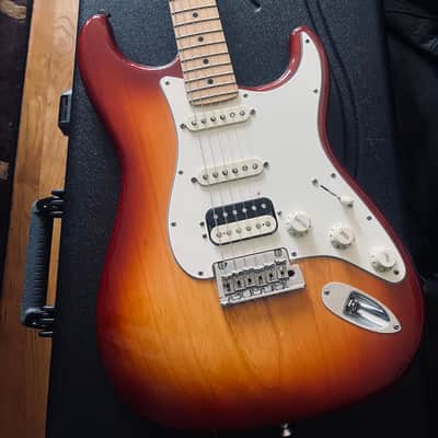 Fender American Professional Stratocaster HSS Shawbucker with Maple Fretboard 2017 - 2019 - Sienna Sunburst image 19