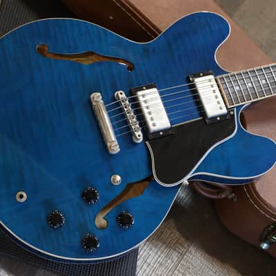 2001 Gibson Limited Edition ES-335 Dot Semi-Hollow Electric Guitar Trans Blue + OHSC image 3