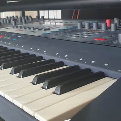 Waldorf Wave 61-Key Synthesizer 1993 - Blue