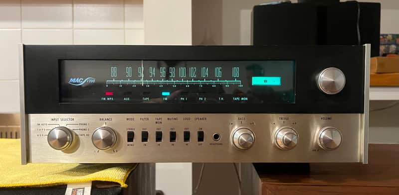Vintage McIntosh MAC 1700 FM Stereo Receiver Tube & Solid State, Serviced.