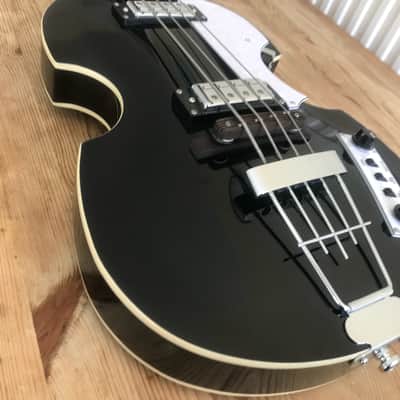 Hofner Ignition Series Violin Bass image 1