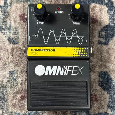 Omnifex 702C Compressor Vintage Guitar Effect Pedal! image 1
