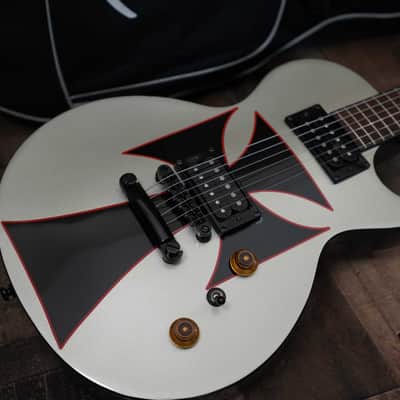 Epiphone by Gibson Les Paul LP Baritone 2004 Iron Cross Silver and Black Limited Edition 28" Scale image 2
