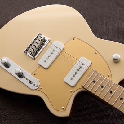 Reverend Charger 290 Sandstone image 5