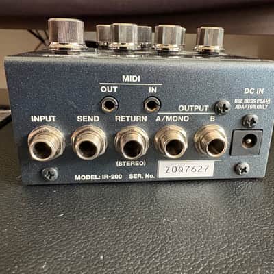 Boss IR-200 Amp and IR Cabinet 2021 - Present - Silver image 4