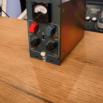 Chandler Limited EMI TG Opto 500 (with warranty) image 2
