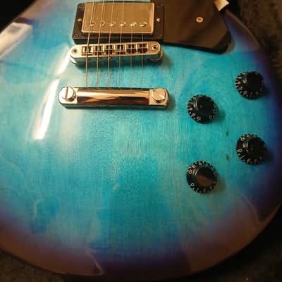 Gibson Les Paul Studio 2024 - Present - Blueberry Burst image 4