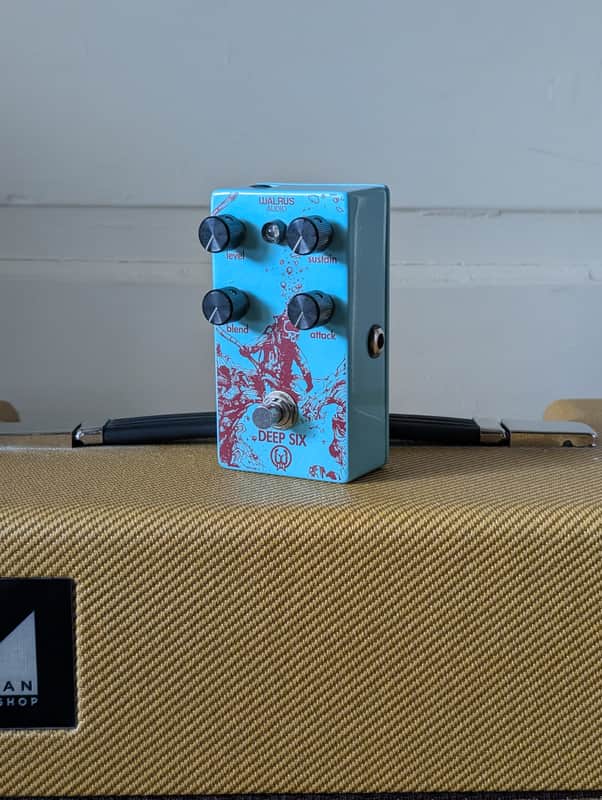 Walrus Audio Deep Six Compressor V1 2012 - 2018 - Blue / Red Diver image 1