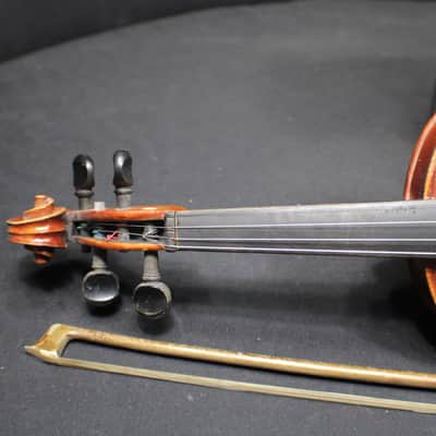 An Antique Antonius Stradivarius 3/4 Size Violin, Bow & Case Ready to Play # 6 V image 4