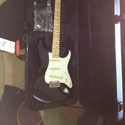 Fender American Standard Stratocaster with Maple Fretboard 2008 - 2016 - Black image 1