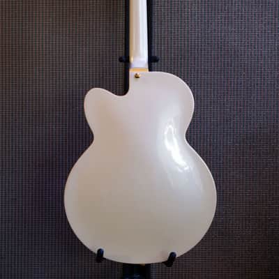 Yamaha AES1500 1988 - White image 11