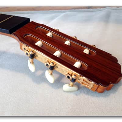 TAURUS Classical Guitar. Model 56. Vintage 1968. Solid Cedar Top. Made In SPAIN. image 6