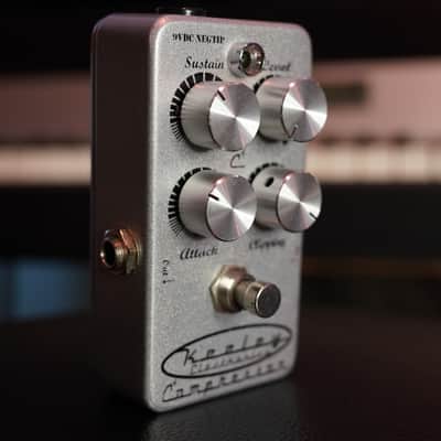 Keeley C4 4-Knob Compressor image 3