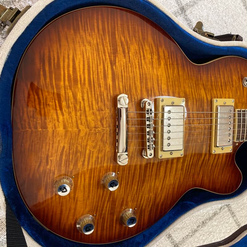 2016 – 2021 Guild Newark St. Collection Bluesbird Iced Tea Burst