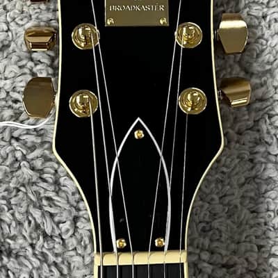 Gretsch Broadkaster LX w/Bigsby, Ebony Fretboard Gold Hardware and Case, Black image 6