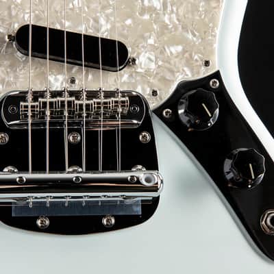 Fender American Performer Mustang Sonic Blue image 3