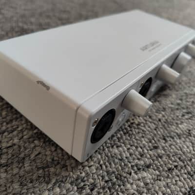 Arturia MiniFuse 2 USB-C Audio Interface 2021 - Present - White image 4