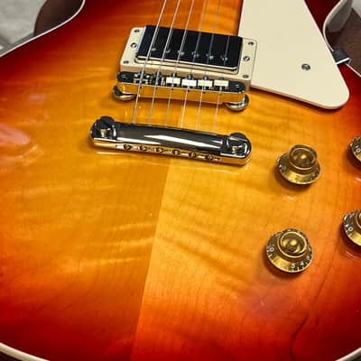 2025 Gibson USA Les Paul Standard '50s Figured Top Electric Guitar Heritage Cherry Sunburst image 5