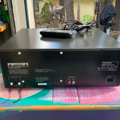 Technics SL-MC7 CD Player 111 disc with remote Bild 3