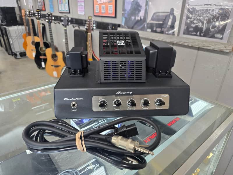 Ampeg PF-20T Portaflex 20-Watt Tube Bass Amp Head 2015 - Present - Black image 1