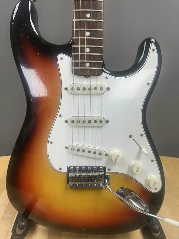 Fender Stratocaster 1965 | Reverb