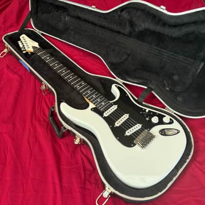 Carvin Bolt SSS Hard Tail - Custom Shop Strat Killer - Made in USA - Alpine White - Free Pro Setup - Stainless Steel Frets image 25